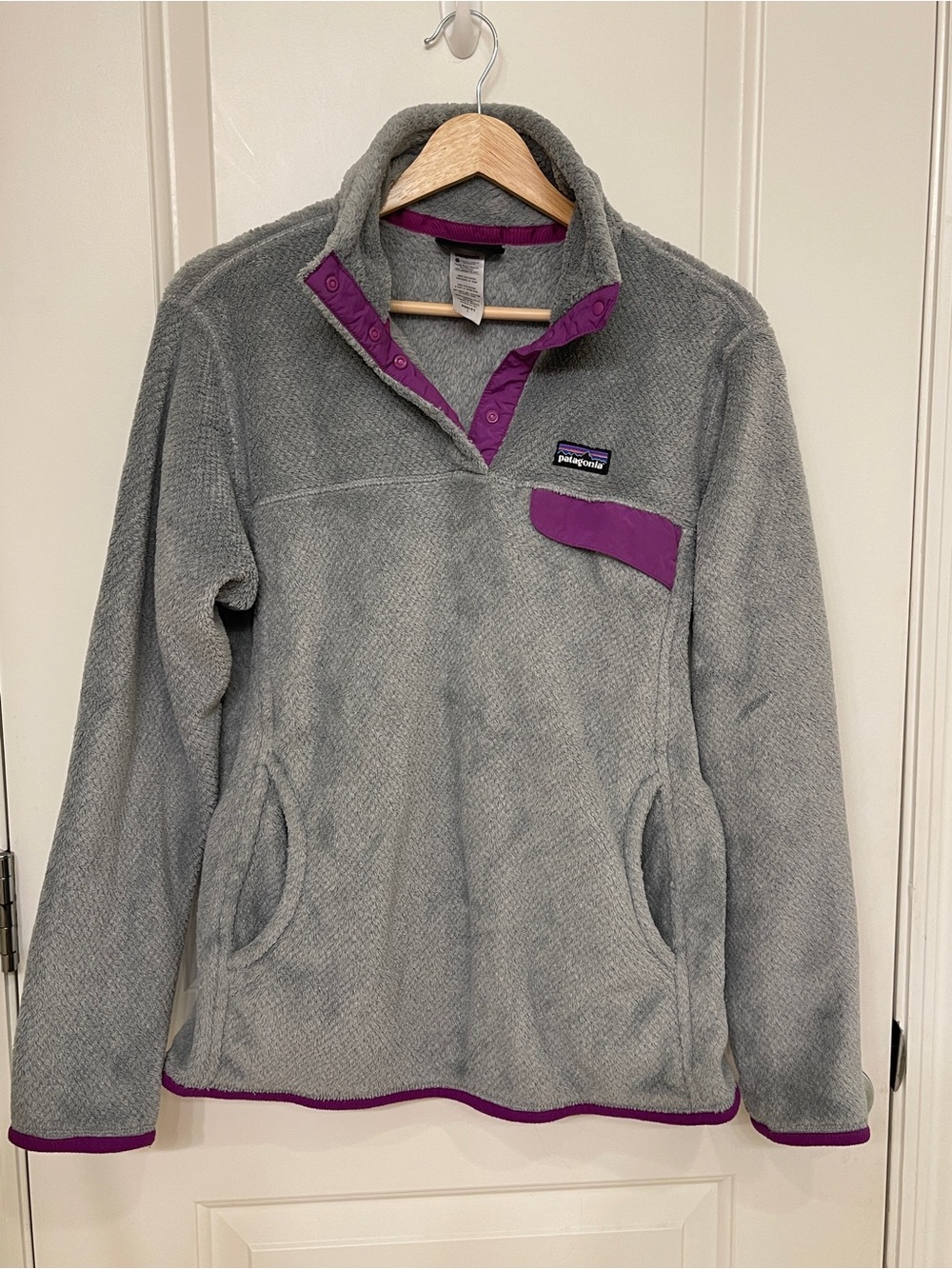 Patagonia Gray Fleece Pullover with Purple Trim